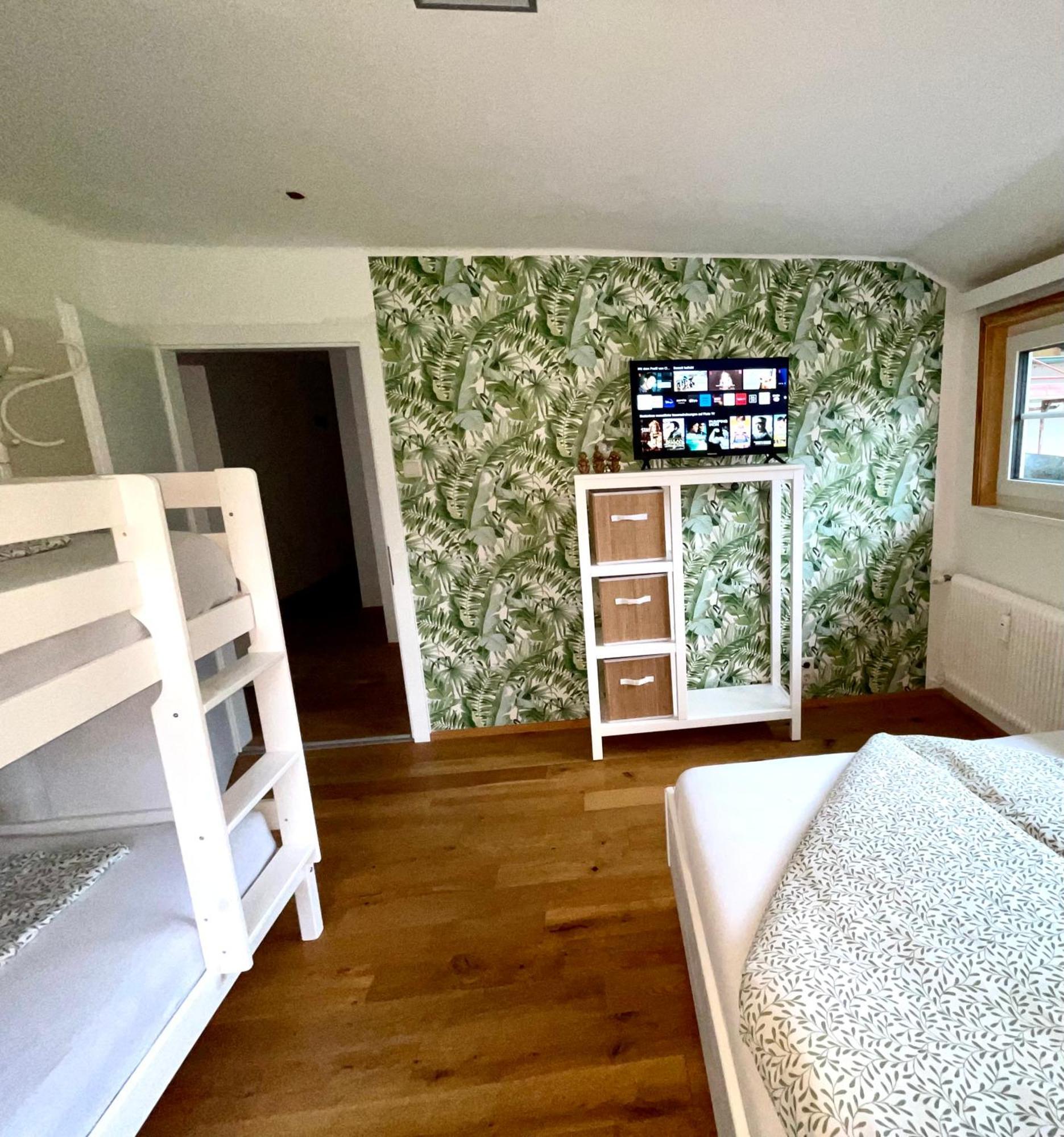 Almsternderl 2.0 - Gemuetliches Appartment In Гозау Екстер'єр фото